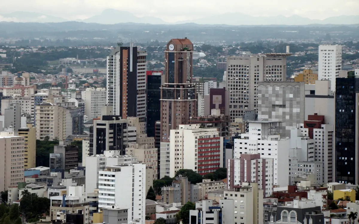 CuritibaTradeCenterSkyline.webp