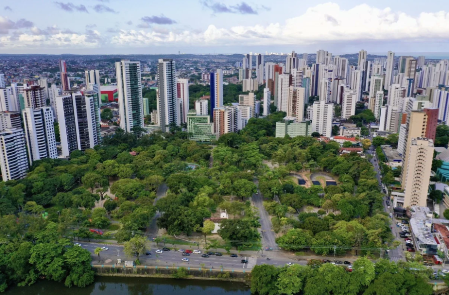 Cheiro forte de gás gera pânico em moradores da Zona Norte do Recife