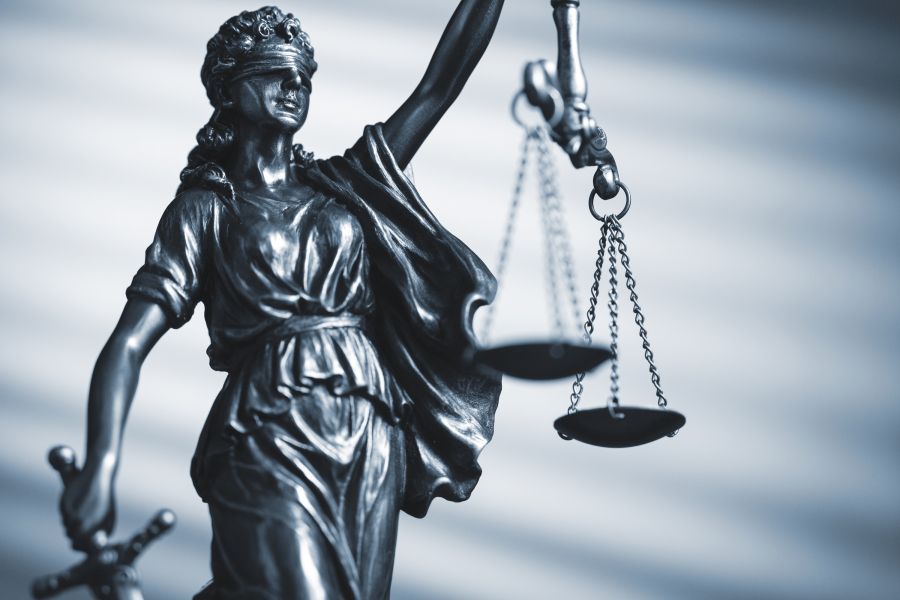 TJ-PR multa condomínio por recurso protelatório em execução judicial