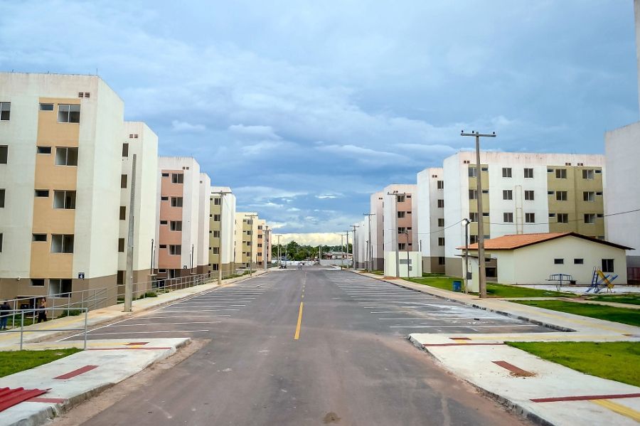 Justiça extingue ação de vizinha contra condomínios por ilegitimidade ativa