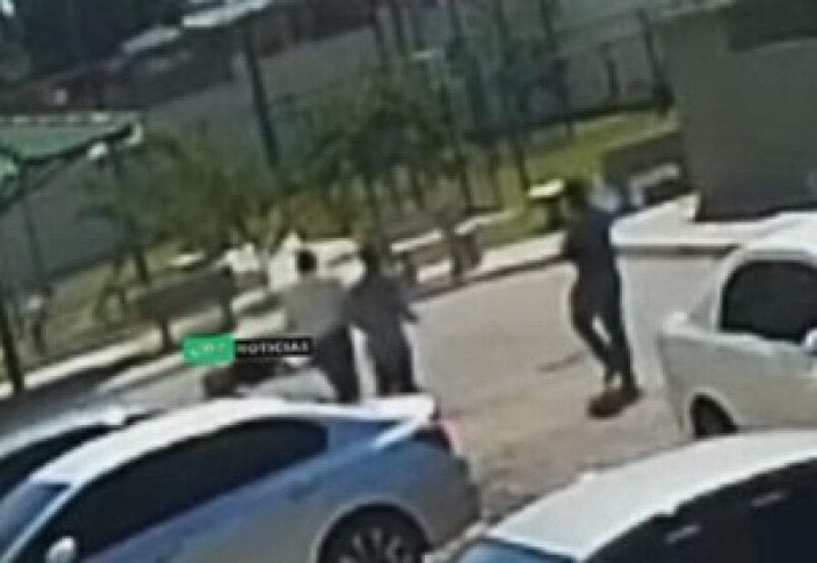 Zelador é preso por facilitar entrada de criminosos em condomínio onde duas pessoas foram executadas