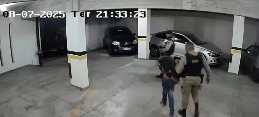 Criminoso é preso ao tentar furtar objetos de garagem de condomínio em Divinópolis (MG)