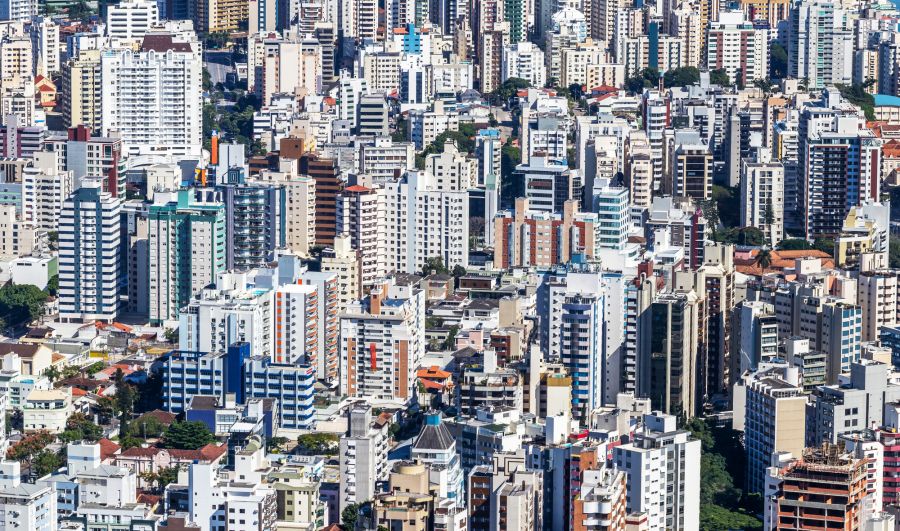 Inadimplência condominial no Brasil atinge 17% e acende alerta para síndicos e moradores