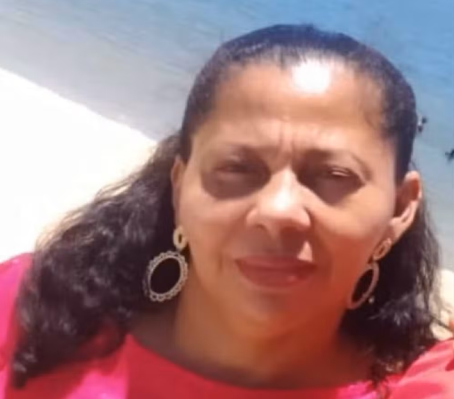 Família de doméstica morta em poço de elevador de condomínio lamenta decisão judicial e clama por justiça
