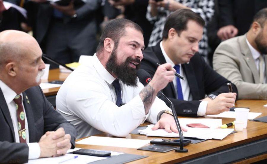 Câmara aprova uso de câmeras de condomínios para localizar foragidos