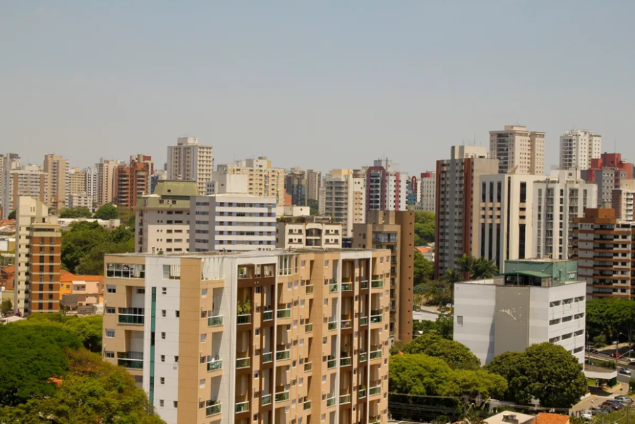 Prédios novos terão selo obrigatório de eficiência energética a partir de 2030