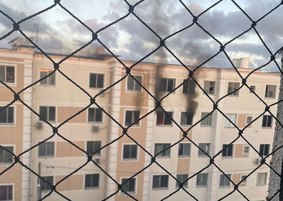 Mulher incendeia apartamento em condomínio de Maceió