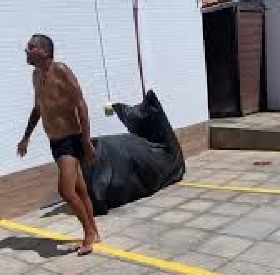 Pintor é intimidado por morador durante serviço em condomínio no Bessa e caso gera revolta