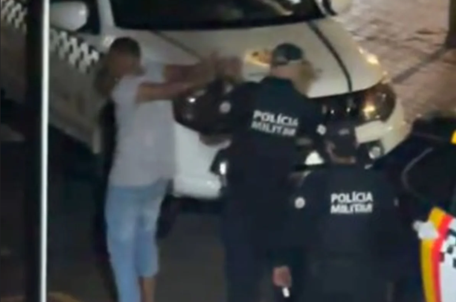 Homem invade condomínio em Ceilândia, causa pânico e força PMDF a vasculhar apartamentos