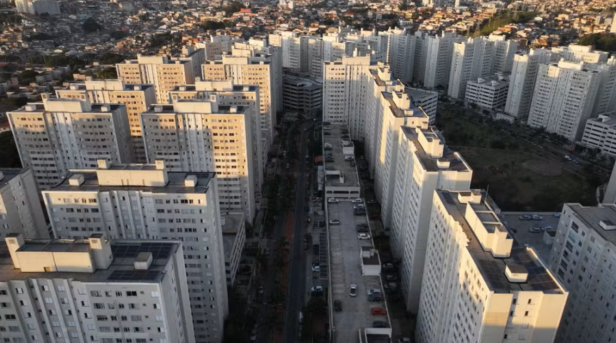 Censo Condominial 2025 revela alta das taxas, baixa remuneração de síndicos e recorde de inadimplência