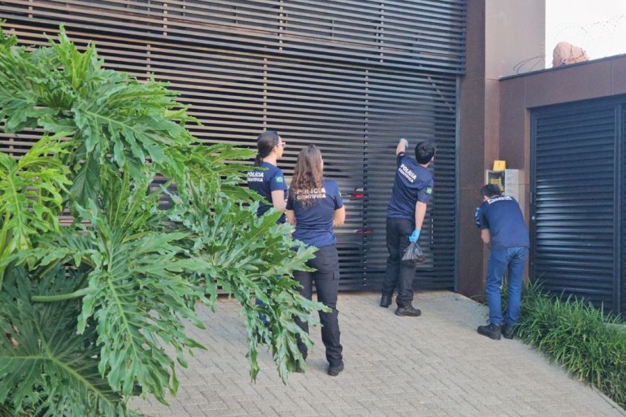 Suspeito cai de prédio e morre ao tentar fugir após invasão a apartamento em Chapecó