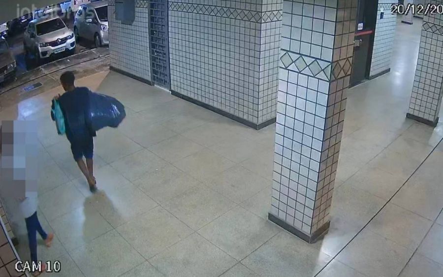 Mulher é agredida e estuprada em prédio de Brasília; suspeito é preso por tentativa de feminicídio