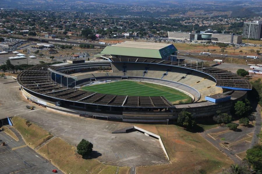 Torcedores do Goiás tentam invadir condomínio em Aparecida de Goiânia para confrontar rival