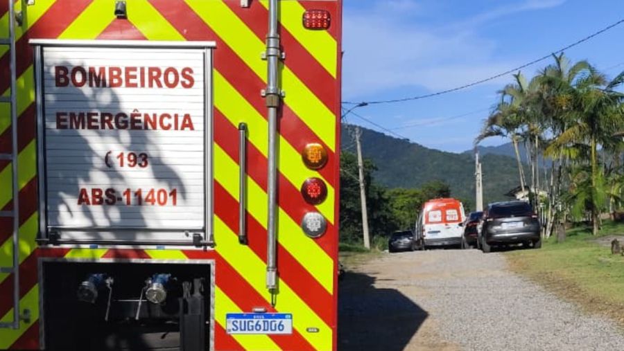 Idosa morre após queda ao sair de piscina em condomínio de Caraguatatuba