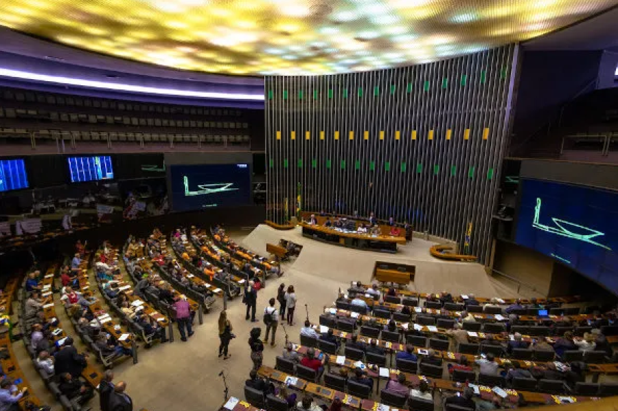 Comissão aprova obrigatoriedade de câmeras em áreas comuns de condomínios