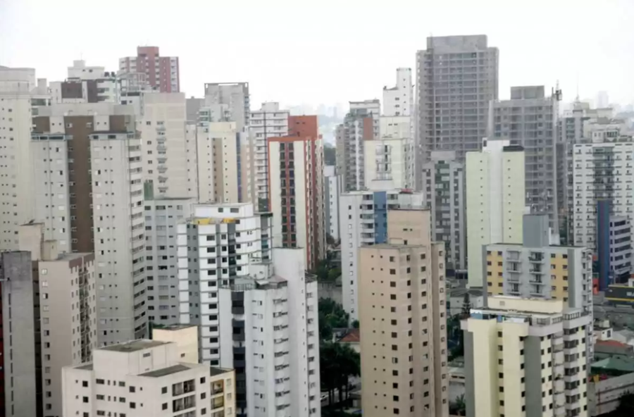Inadimplência em condomínios cresce quase 25% em três anos e acende alerta nacional