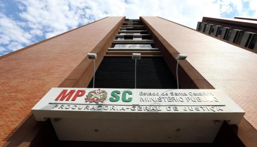 Facção criminosa usa condomínio em Tubarão para tráfico e lavagem de dinheiro, denuncia MPSC