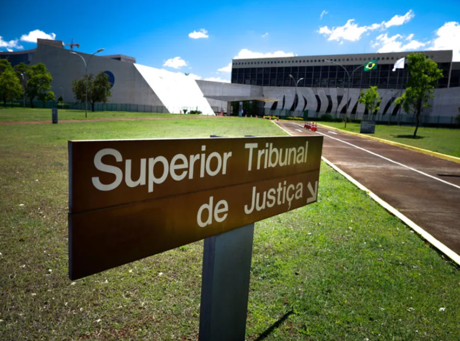 STJ adia julgamento que vai definir veto de condomínio ao uso de plataformas como Airbnb