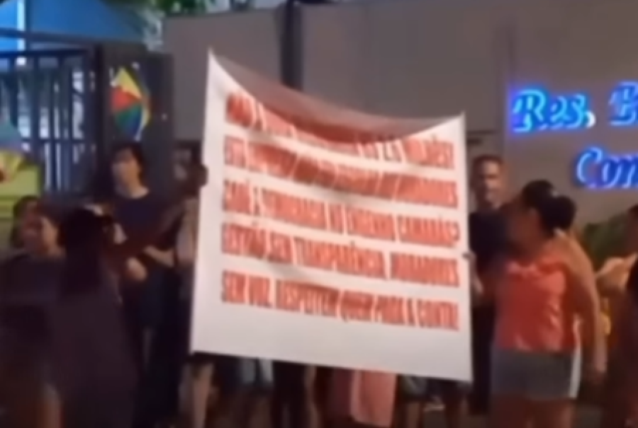 Protesto contra obra milionária expõe conflito em condomínio de Camaragibe