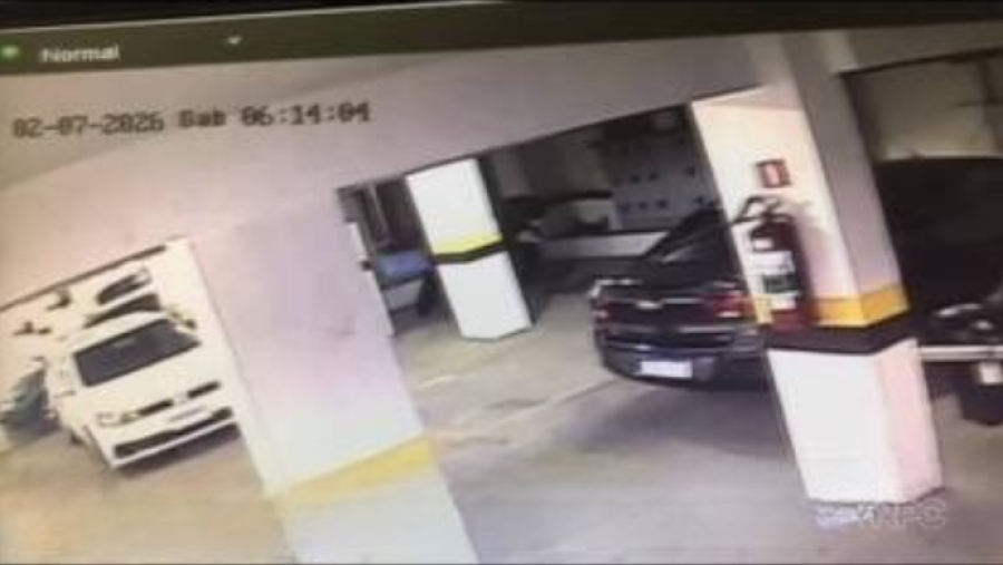 Casal é flagrado invadindo condomínio no bairro Portão em Curitiba