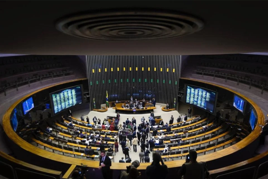 Projeto proíbe taxa mínima de água por unidade em condomínios sem medição individual