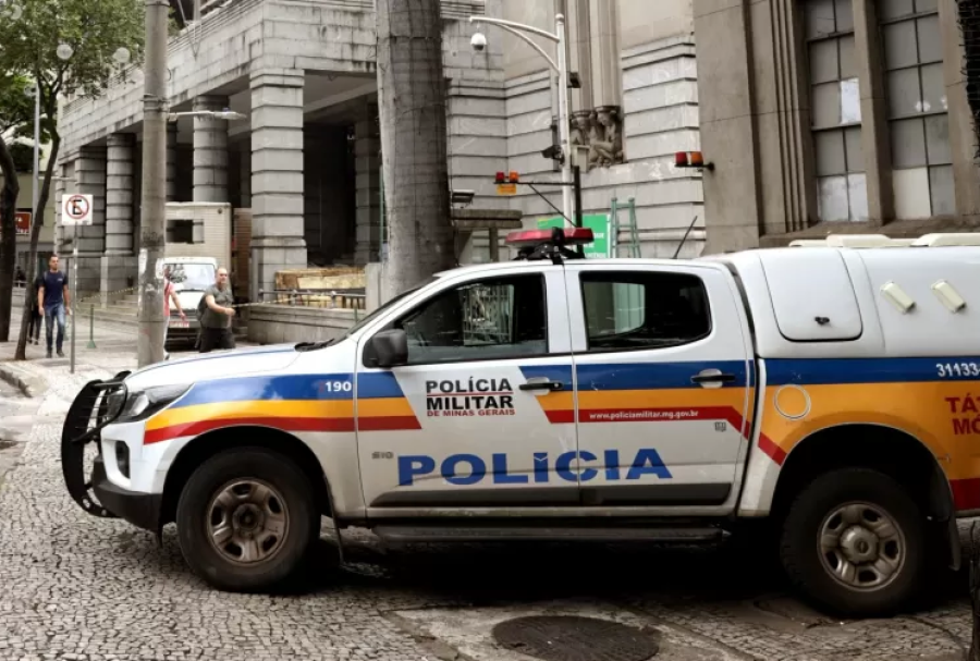 Dona leva bronca de síndico por 'mudança' e descobre furto