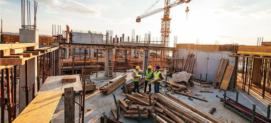 Construção civil enfrenta rotina de riscos e reforça medidas de segurança nos canteiros de obra