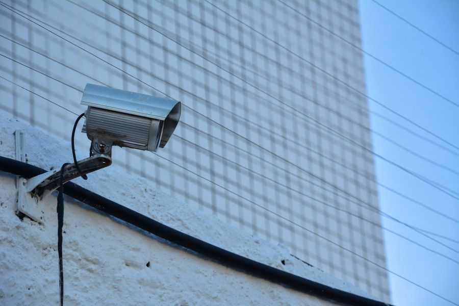 Lei em João Pessoa autoriza integração de câmeras de condomínio à central de monitoramento