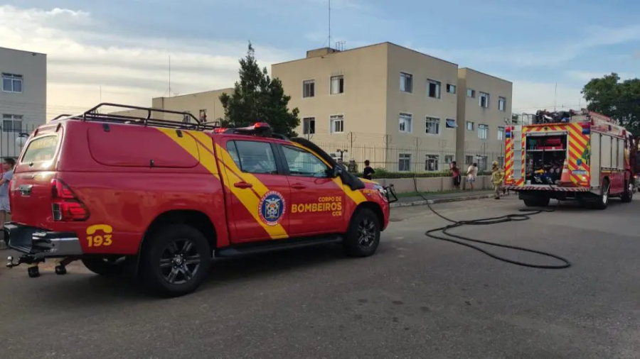 Explosão de botijão de gás em Curitiba deixa idosa ferida