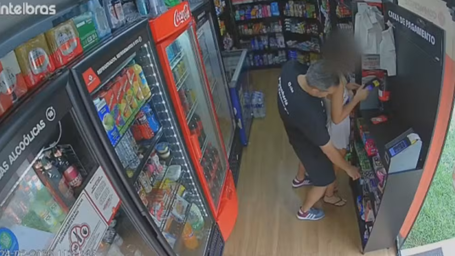 Suspeito de importunação sexual diz à polícia que “encostou sem querer” em adolescente em condomínio