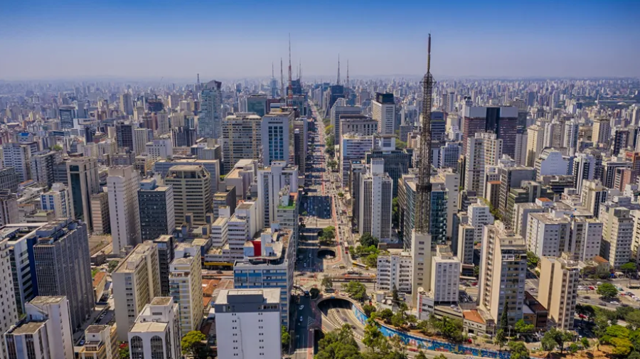 Mercado imobiliário de luxo bate recorde e movimenta R$ 52 bilhões nas capitais brasileiras