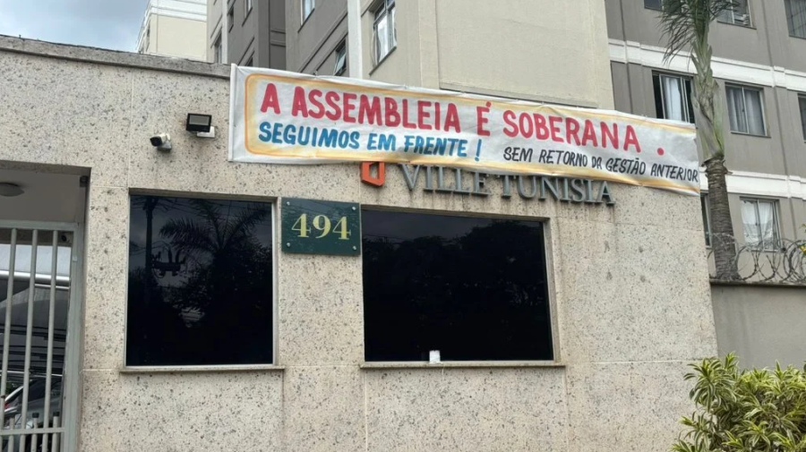 Condomínio tenta destituir síndica que também administra prédio onde criança morreu em Minas Gerais