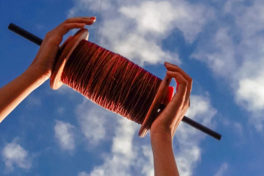 Criança fica ferida no pescoço por linha com cerol em condomínio no Cariri