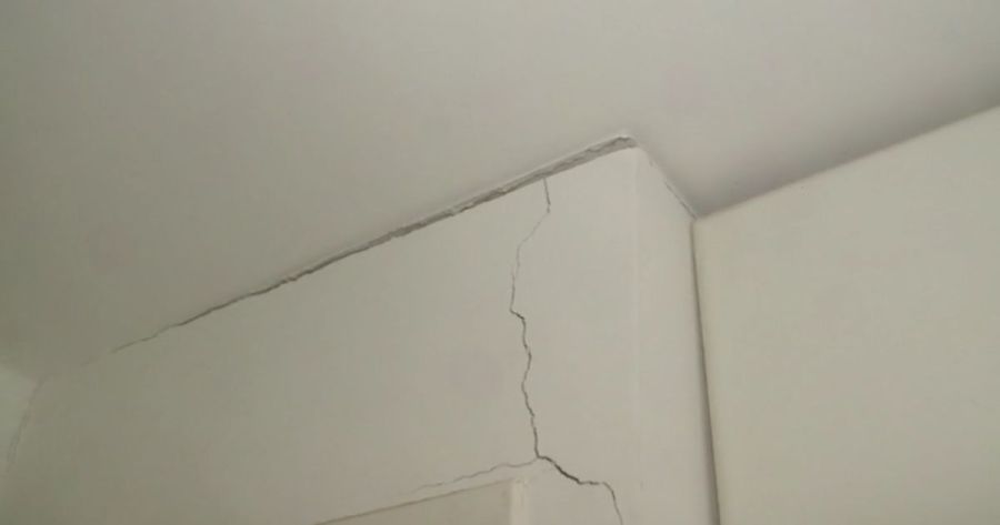 Apartamento afunda após obras e levanta alerta sobre riscos estruturais em Florianópolis