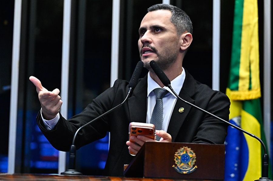 Senador Cleitinho defende debate sobre IPTU para inquilinos e reacende discussão no setor