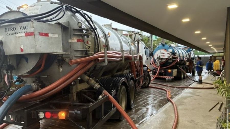 Condomínio de luxo em Muro Alto registra colapso sanitário e saída de moradores