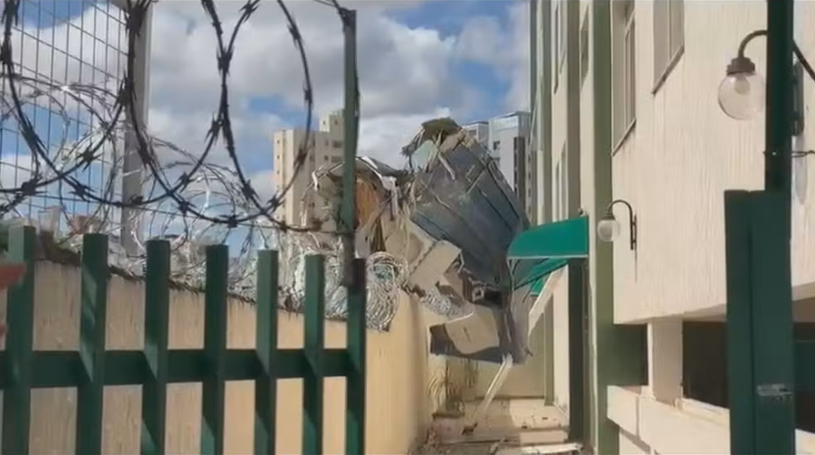 Relatos de moradores revelam desespero após avião atingir prédio em Belo Horizonte