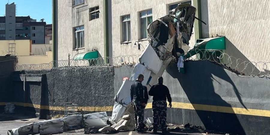 Síndico lamenta mortes e aguarda contato de empresa após avião atingir prédio em BH