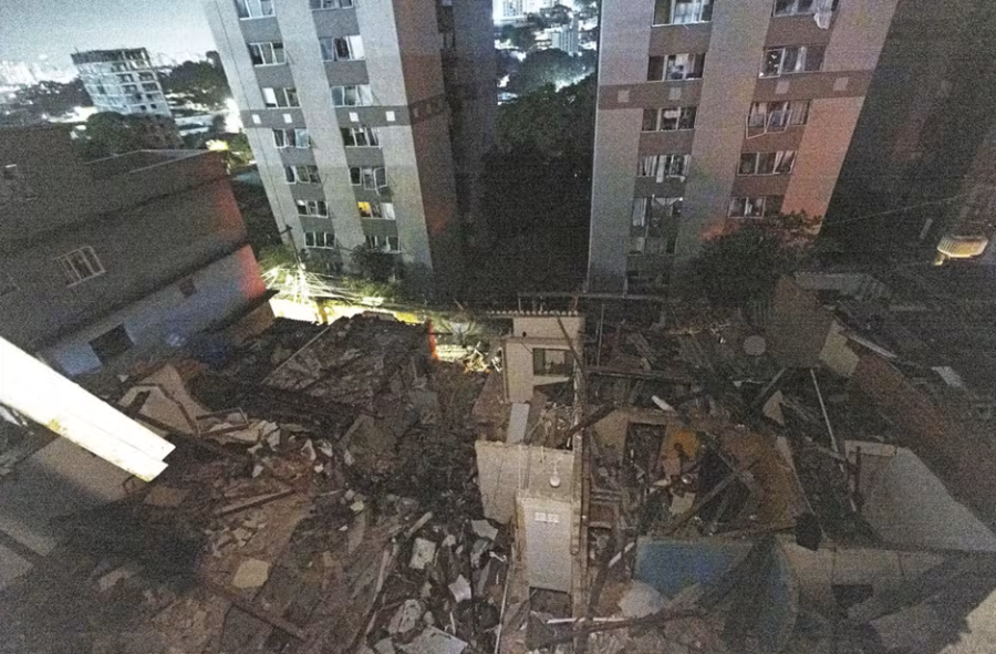 Explosão causada por gás destrói imóveis e assusta moradores no Jaguaré, em São Paulo