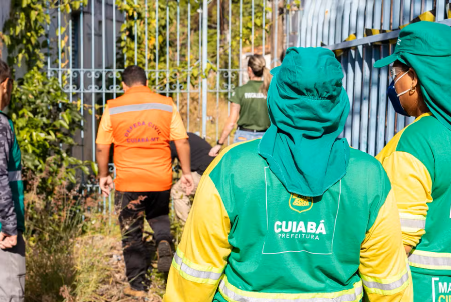 Condomínio abandonado é interditado após fiscalização encontrar morcegos, pombos e escorpiões
