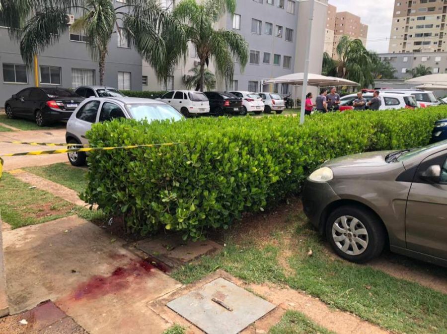 Homem é condenado por esfaquear ex-namorada em condomínio de Araçatuba