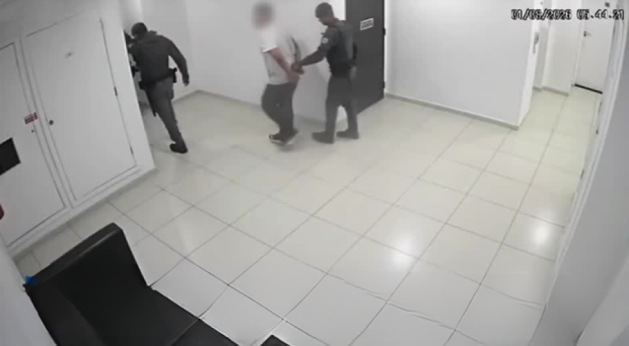 Homem em surto invade condomínio, ameaça moradores com faca e acaba preso em São Paulo