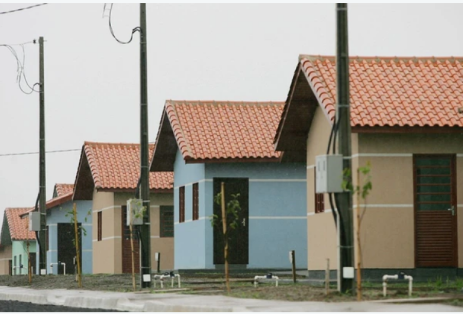 Moradora recebe indenização de R$ 13,2 mil após comprovar defeitos em imóvel do Minha Casa, Minha Vida