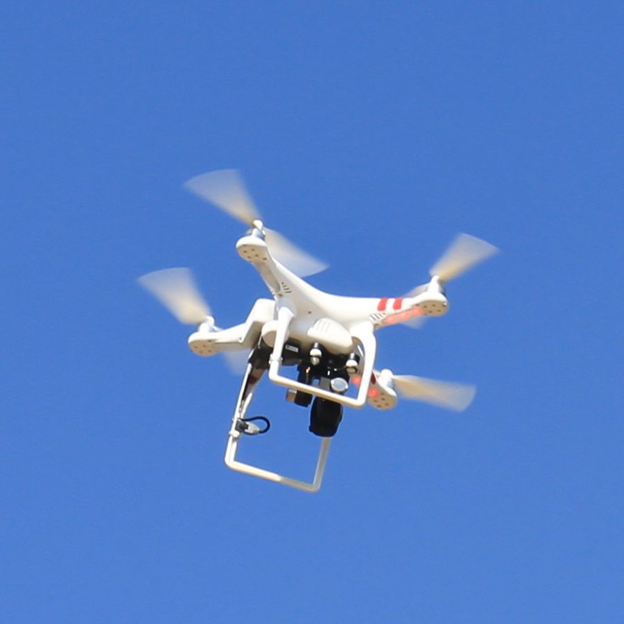 Uso de drones em condomínios: desafios para segurança e privacidade