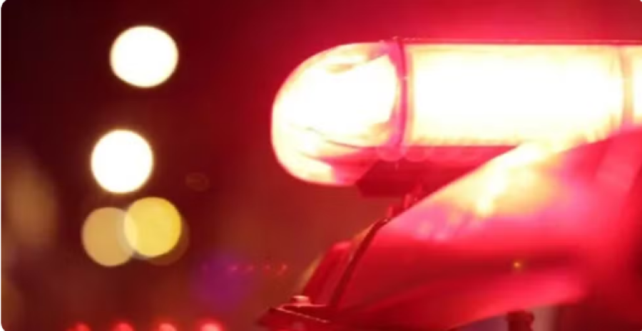 Mulher cai do quarto andar após escorregar de sacada de prédio em Florianópolis