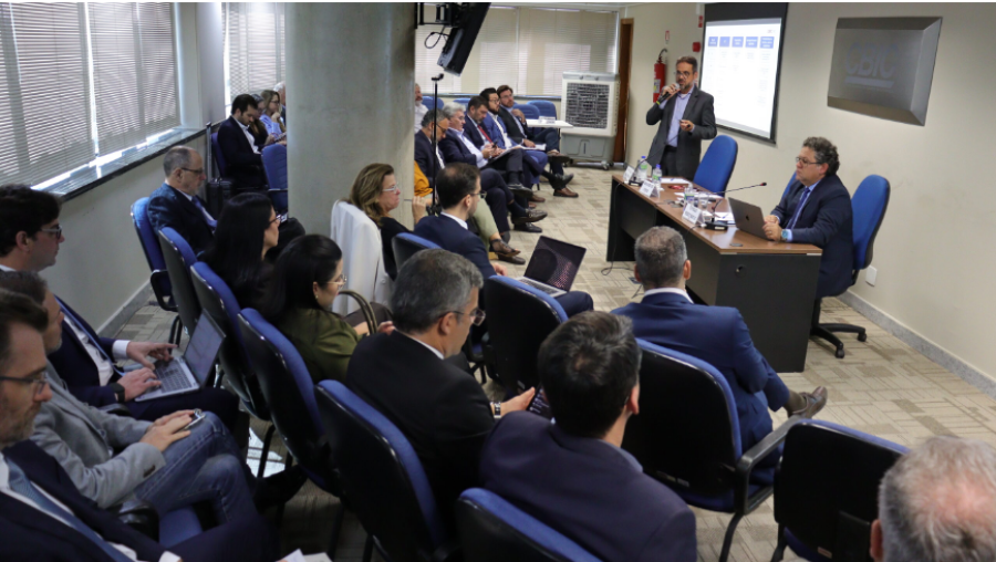 CONJUR reúne especialistas para debater segurança jurídica e modernização da construção civil