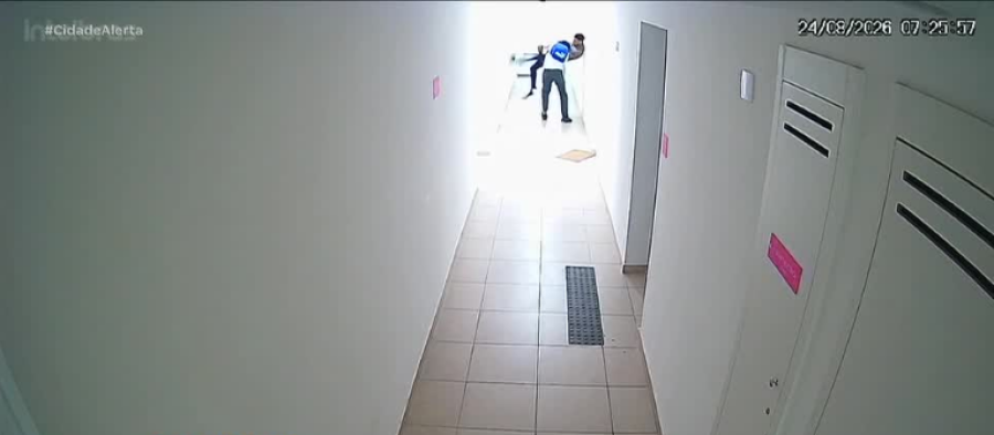 Ex invade condomínio e ataca casal com faca após descobrir novo relacionamento em SP