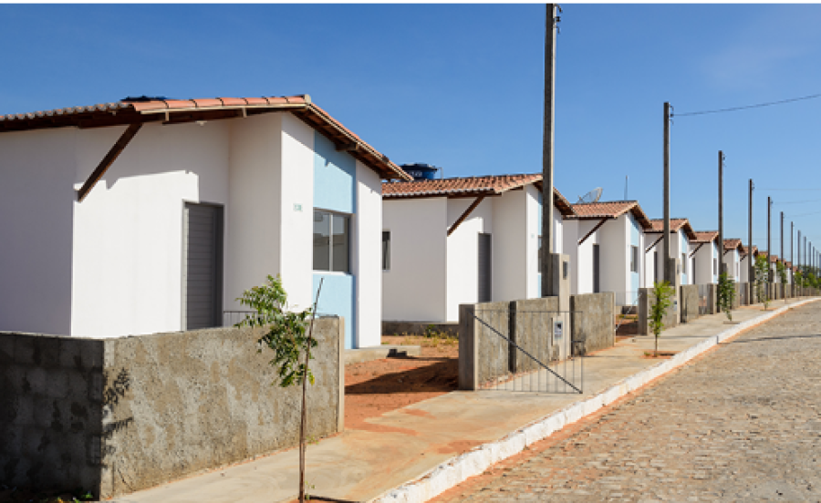 Idosa expulsa de casa pelo crime organizado consegue decisão favorável na Justiça do Rio