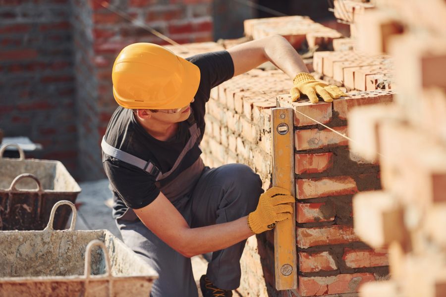 Construção civil busca atrair geração Z com carreira e salários para enfrentar falta de trabalhadores