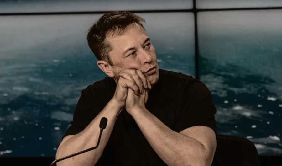 Elon Musk deixa mansões na Califórnia e volta ao mercado de imóveis de luxo no Texas